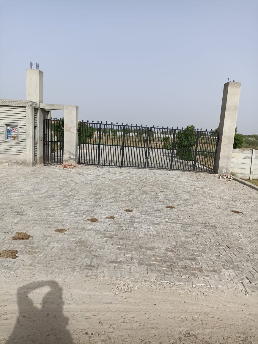 SHREE RADHIKA TOWNSHIP