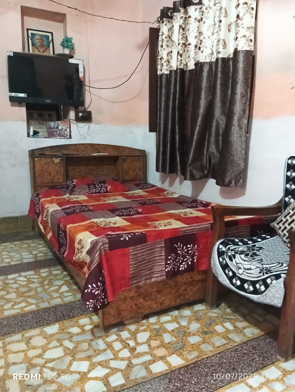ASTHA GIRLS HOSTEL AND P.G