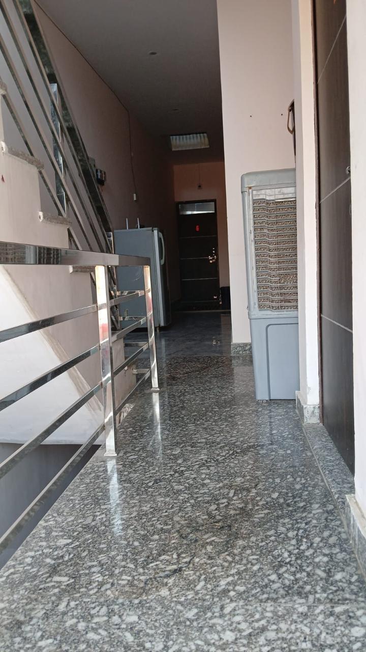 Gallery image 9