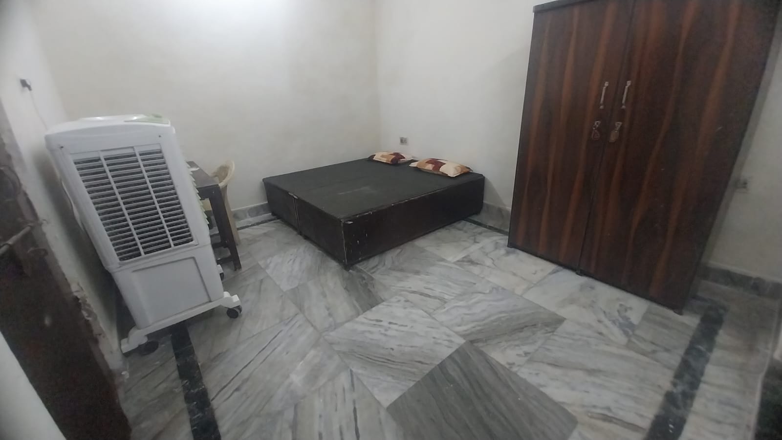 Gallery image 7