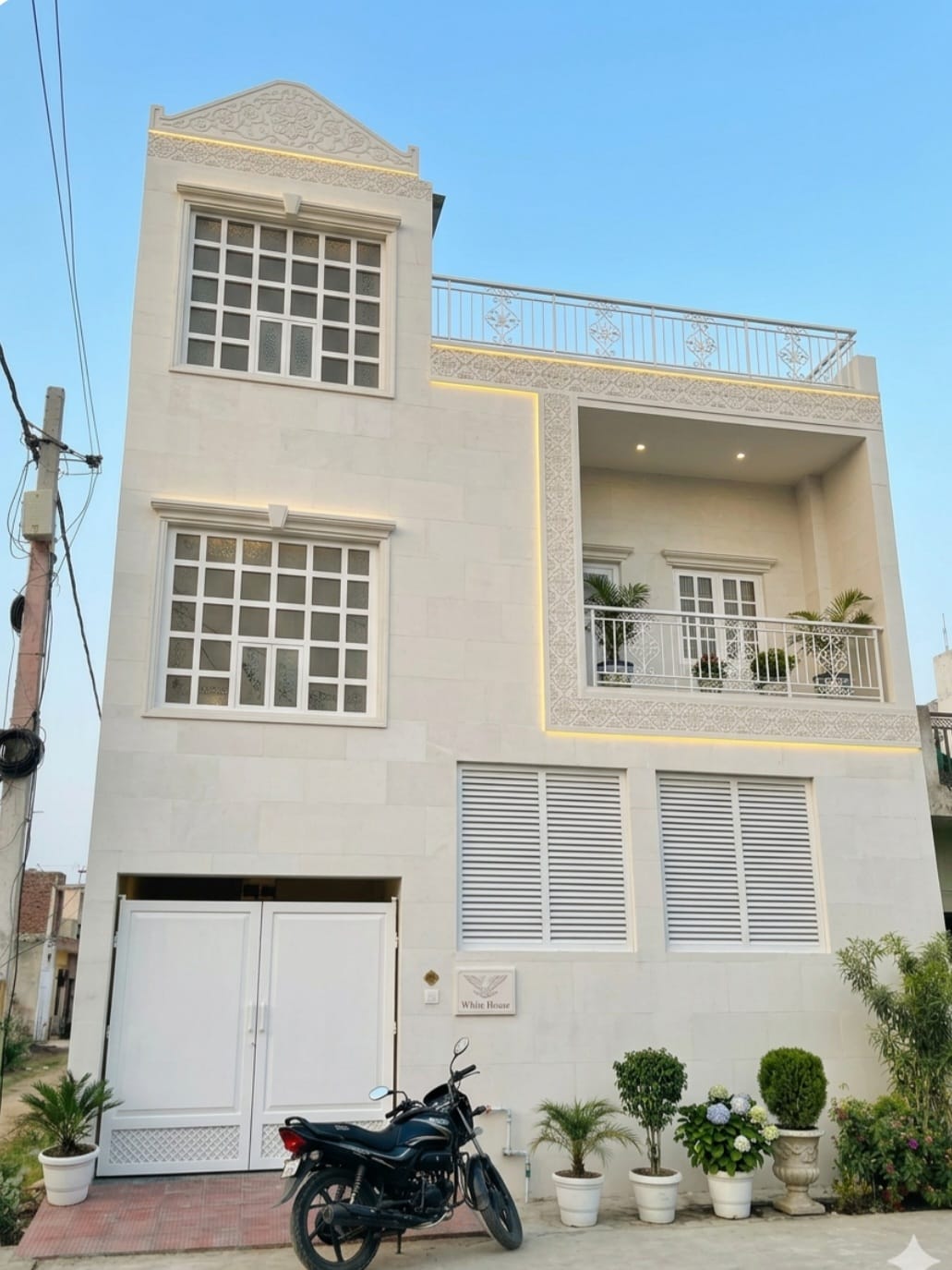 3 Bedroom Independent House in House No 10 Awas Garden infront of Narayan city infront of OM Factory near  Vayu Vihar Crossing Bodla Bichpuri Road Agra