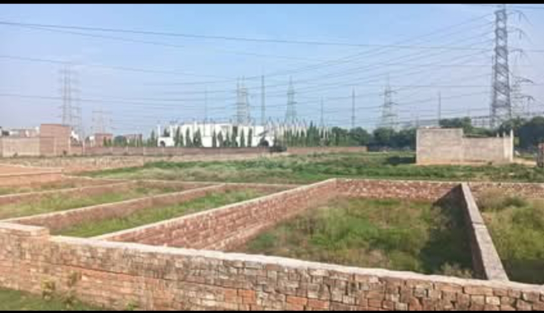 12 Beegha Land in Poiya chauraaha, Agra, Uttar Pradesh