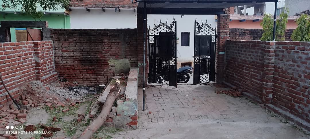 100 Sq yd Land in Jagdamba Degree College, road, Kamla Nagar, Foundry Nagar, Agra, Uttar Pradesh