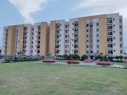 2 BHK Apartment in Sikandra