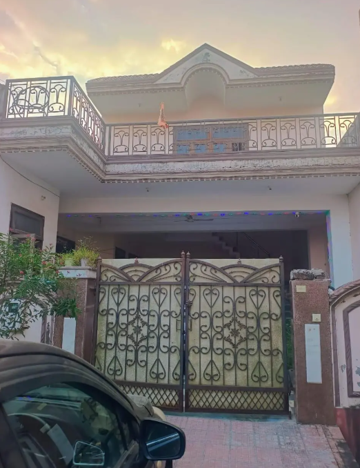 2 BHK Apartment in Rajshri Garden