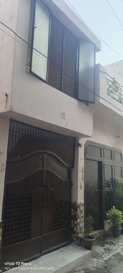2 BHK Apartment in Brij Vihar
