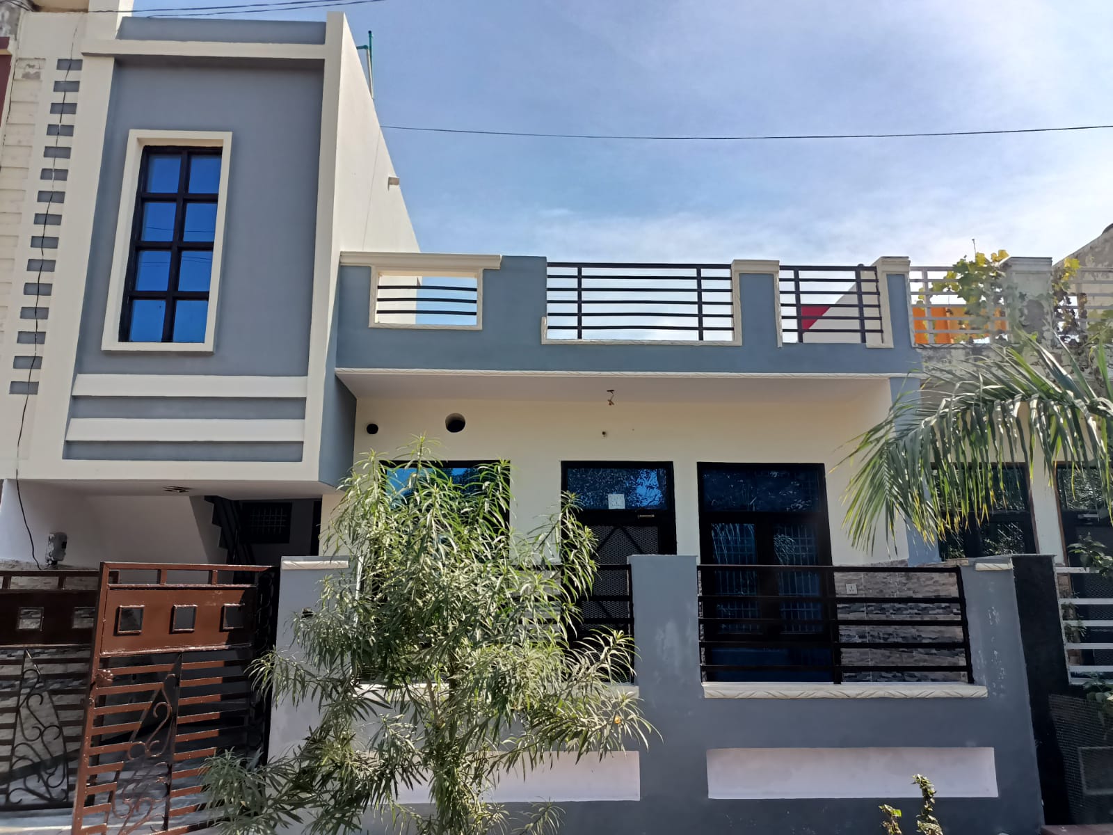 2 BHK Apartment in Shamshabad Road