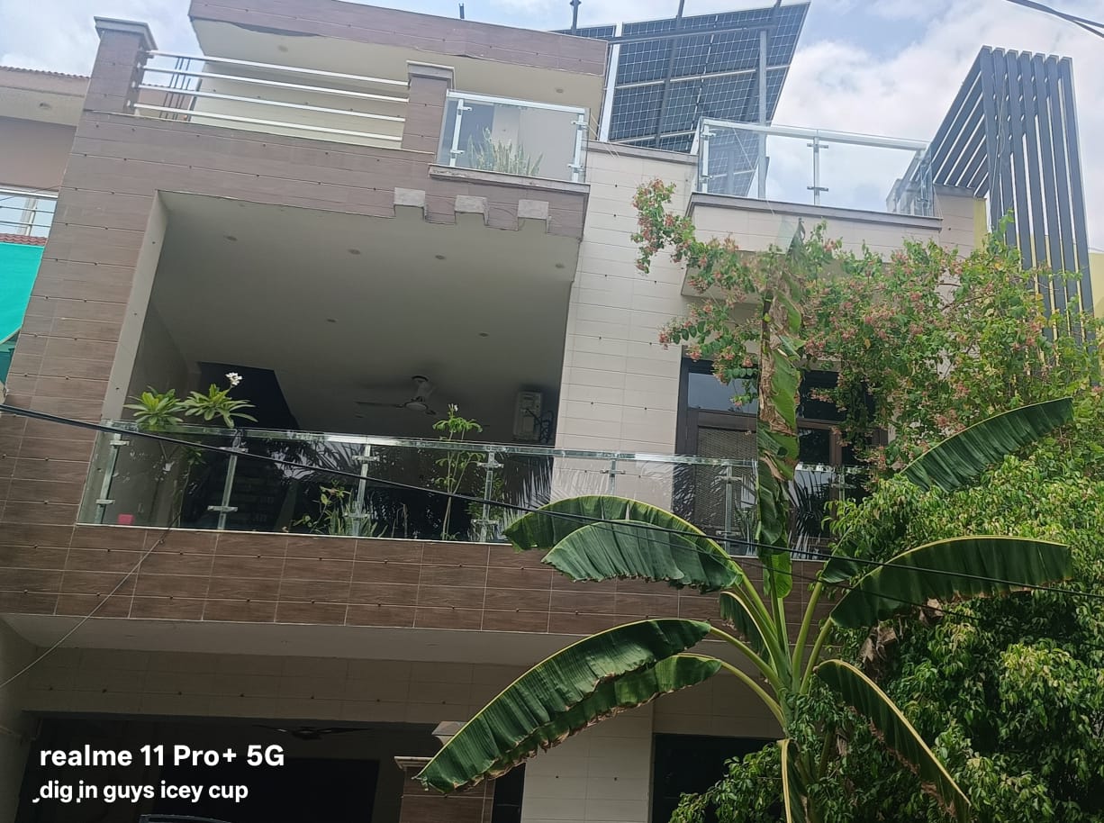 8 Bedroom Independent House in H. No 94, Nikhil Paradise Colony Near ShastriPuram Dehtora Agra
