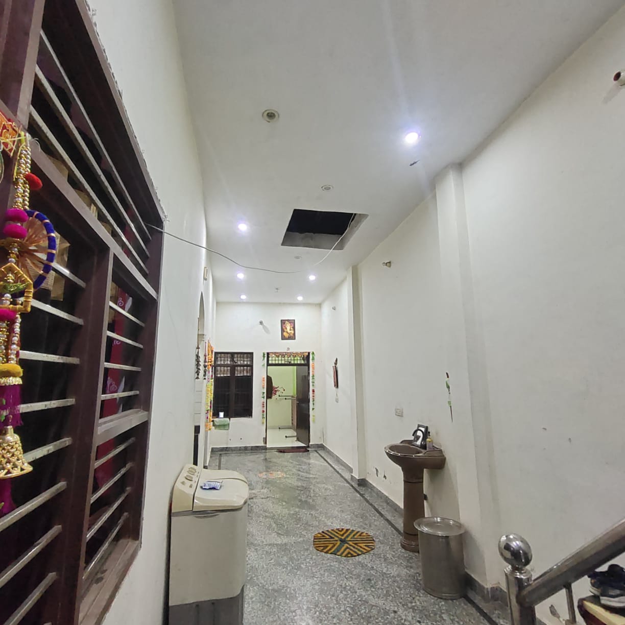 2 Bedroom Independent House in Bhagwan Talkies
