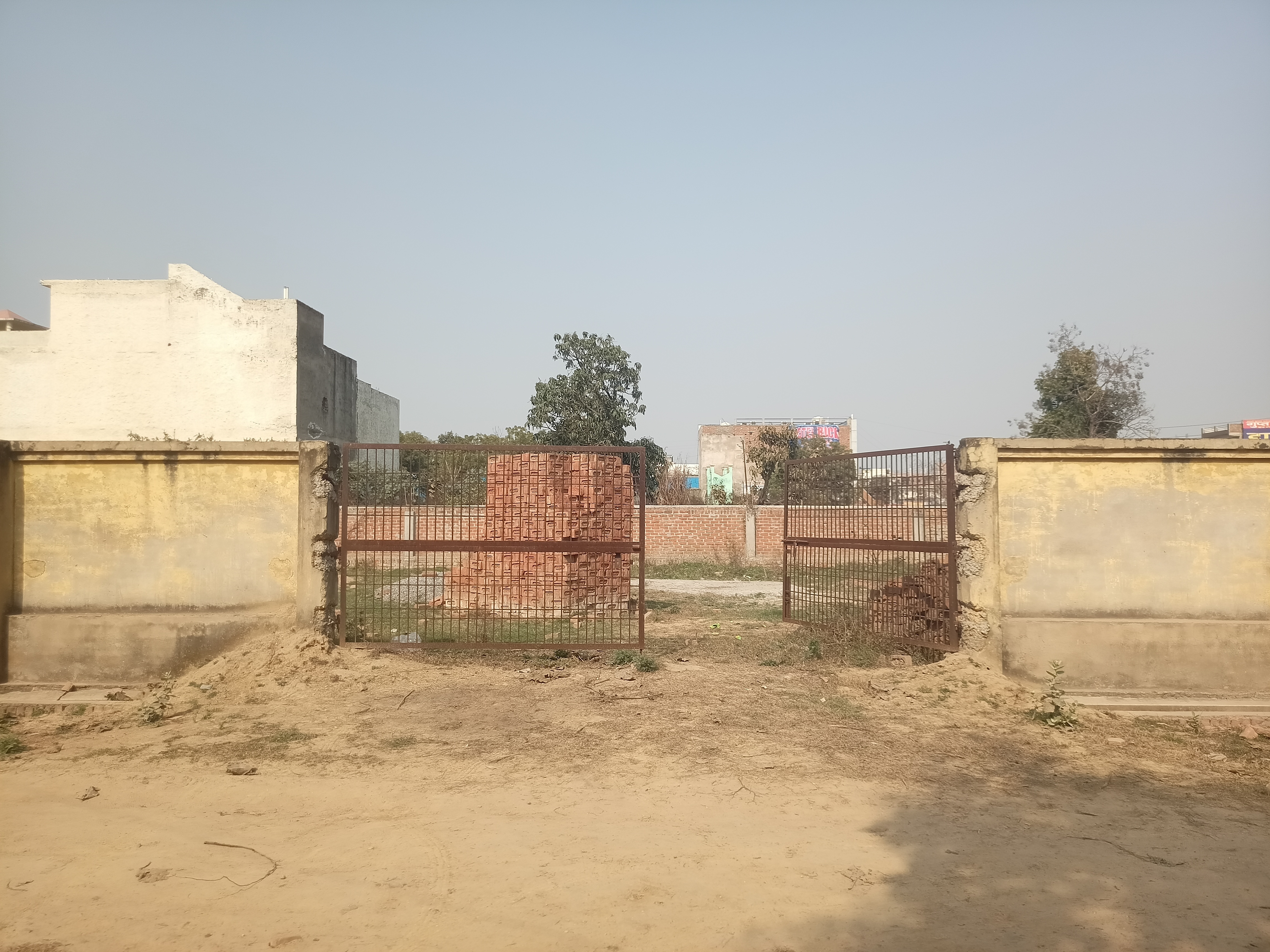 1170 Sq yd Commercial Land in Itaura, Uttar Pradesh