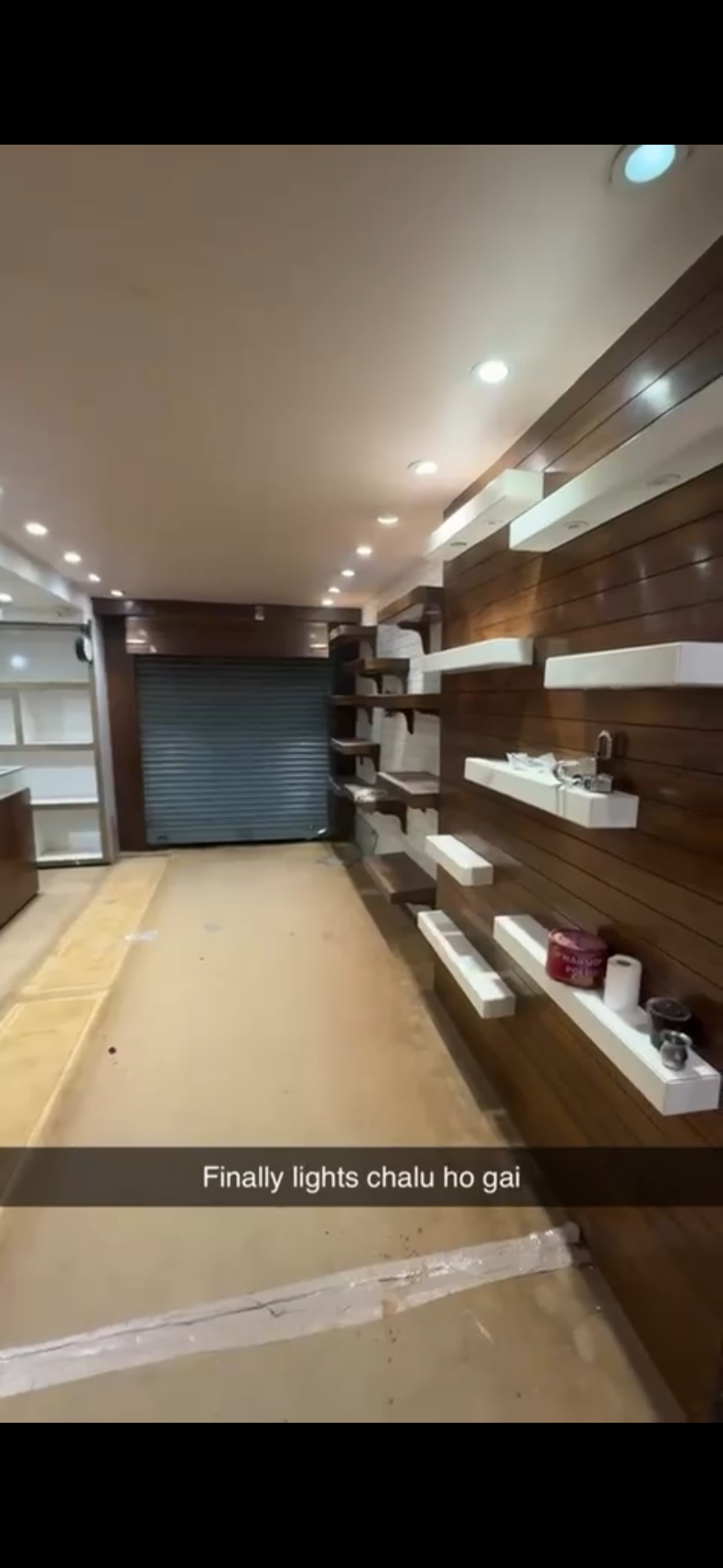 Move in showroom on main fatehabad road 