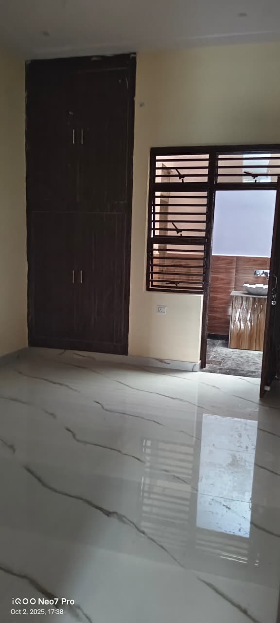Gallery image 7