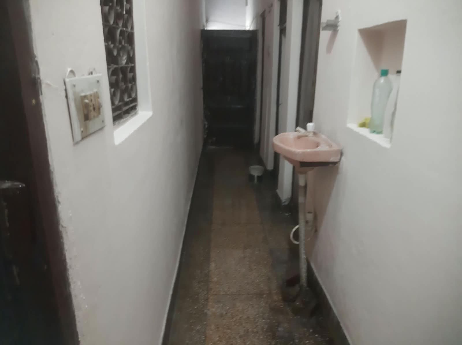 Independent House in 49 COD colony near Navdeep hospital Shahganj Agra