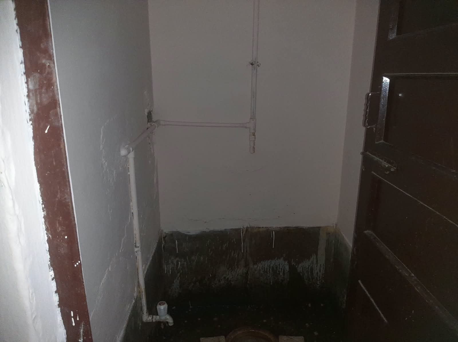 Independent House in 49 COD colony near Navdeep hospital Shahganj Agra