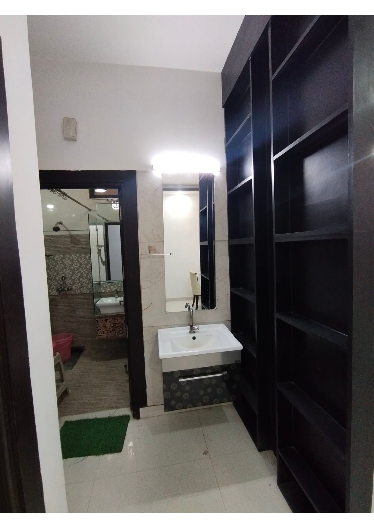 Gallery image 7