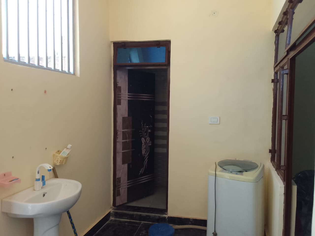 Gallery image 7
