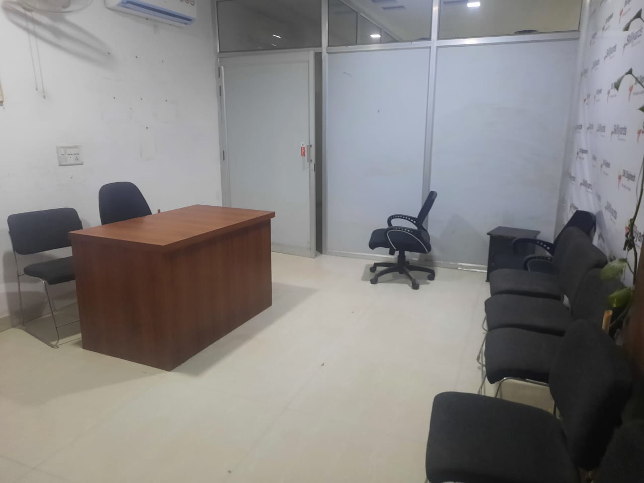 Gallery image 7