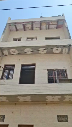 Gallery image 12