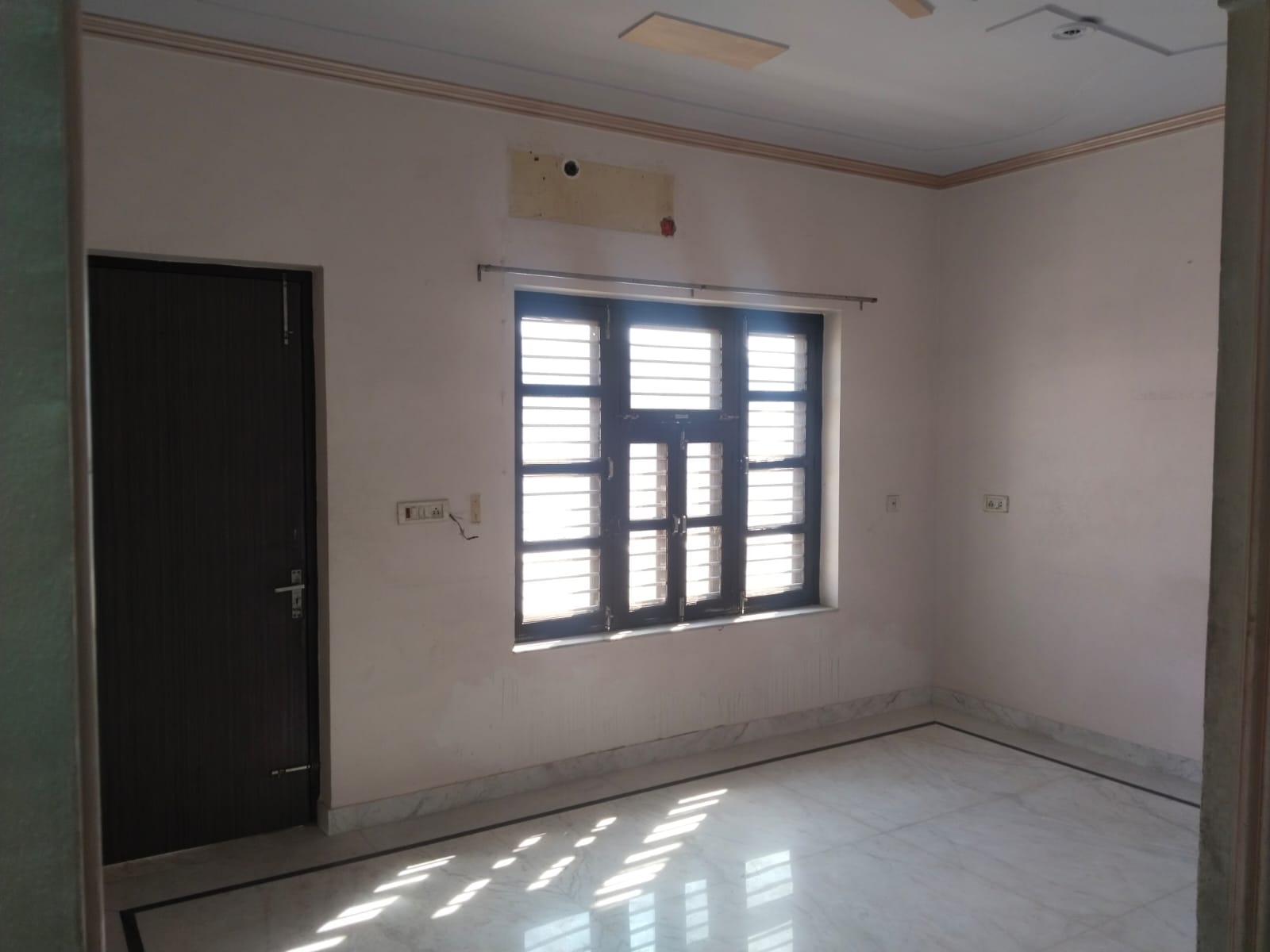 Gallery image 10