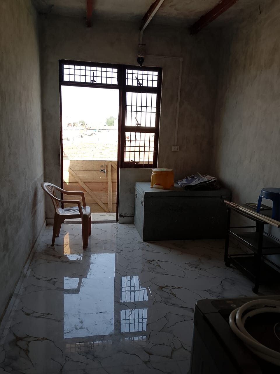 3 BHK Apartment in jagdish puram colony maghtai road