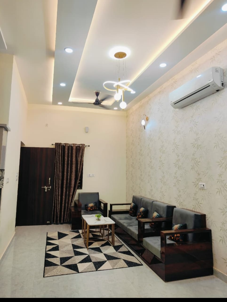 Gallery image 1